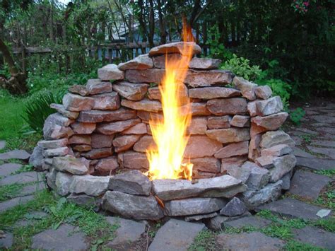 Magic flames dor fire pit